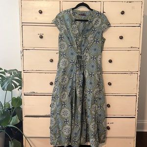 Womens size 14 tea collection dress in great condition